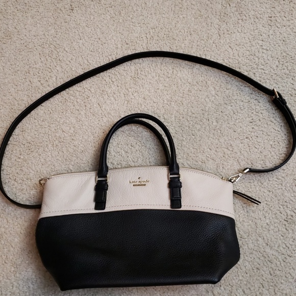 NWOT beautiful Kate Spade bag - Picture 4 of 4